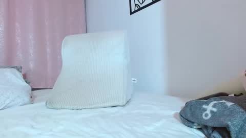 Snapshot of big_valentinhunk chatting on February 22, 12:38 am Big valentinHunk online show from February 22, 12:38 am