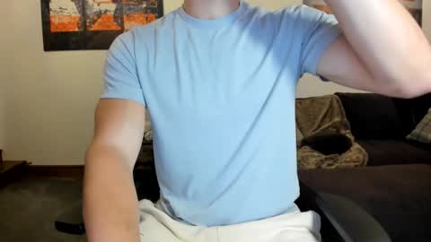 Snapshot of big_white_dick7 chatting on October 31, 7:15 pm temporarily free online show from October 31, 7:15 pm