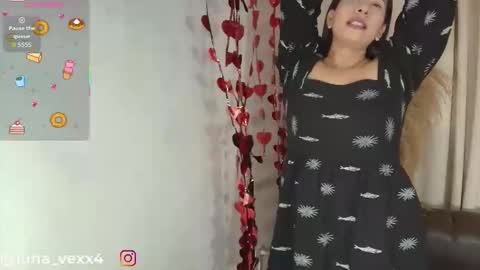 Snapshot of big_woman_1 chatting on February 17, 3:25 am Luisa online show from February 17, 3:25 am