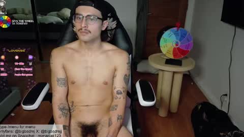 Snapshot of bigbadmj chatting on October 1, 5:35 am Asta online show from October 1, 5:35 am