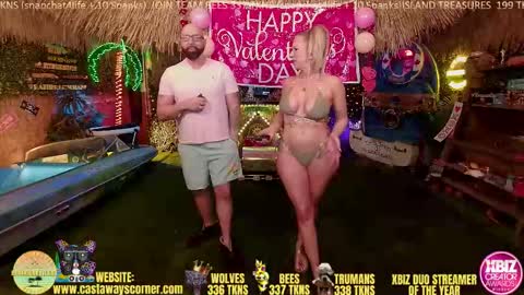 Snapshot of bigbananamilfshake chatting on February 17, 5:26 am Mya and Angelo online show from February 17, 5:26 am