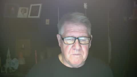 Snapshot of bigbeerdrinker1 chatting on December 7, 6:21 am bigbeerdrinker online show from December 7, 6:21 am