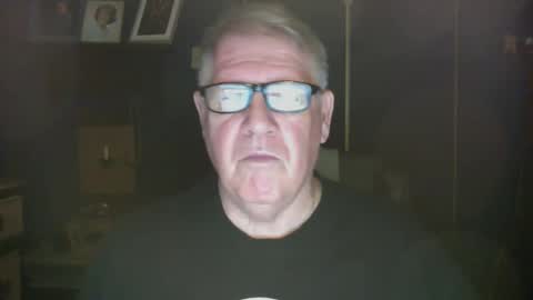 Snapshot of bigbeerdrinker1 chatting on January 10, 5:15 am bigbeerdrinker online show from January 10, 5:15 am