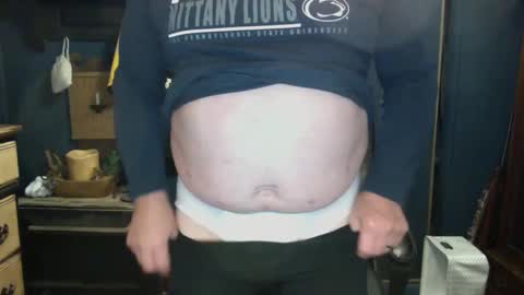 Snapshot of bigbeerdrinker1 chatting on February 13, 4:50 pm bigbeerdrinker online show from February 13, 4:50 pm