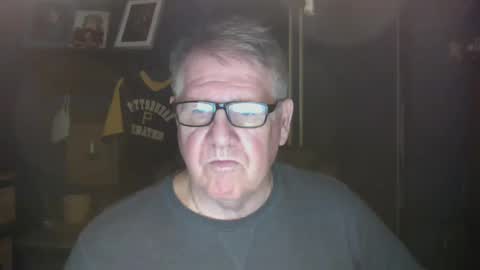 Snapshot of bigbeerdrinker1 chatting on February 16, 9:59 am bigbeerdrinker online show from February 16, 9:59 am