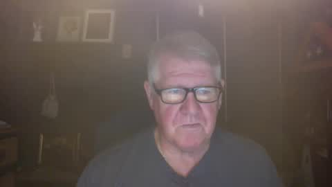 Snapshot of bigbeerdrinker1 chatting on November 23, 4:45 am bigbeerdrinker online show from November 23, 4:45 am