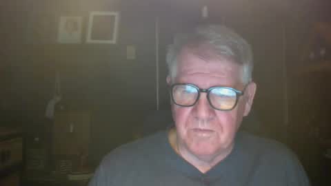 Snapshot of bigbeerdrinker1 chatting on February 22, 5:51 am bigbeerdrinker online show from February 22, 5:51 am