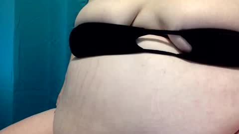 bigbellybabe1987 online show from November 15, 4:21 am