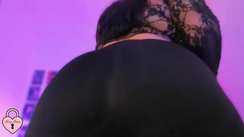 bigboobs cloe online show from November 28, 5:21 am