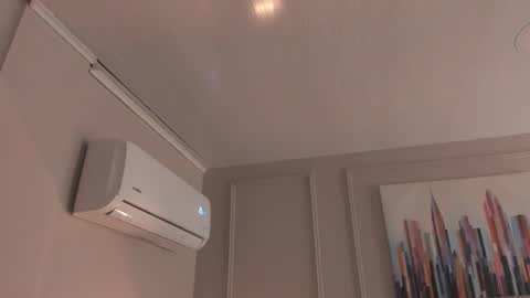 Snapshot of bigboobsnaughty1 chatting on March 4, 9:59 am online show from March 4, 9:59 am