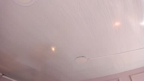 Snapshot of bigboobsnaughty1 chatting on March 15, 9:59 am online show from March 15, 9:59 am