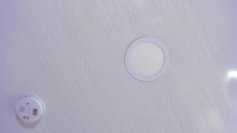 Snapshot of bigboobsnaughty1 chatting on March 25, 9:59 am online show from March 25, 9:59 am