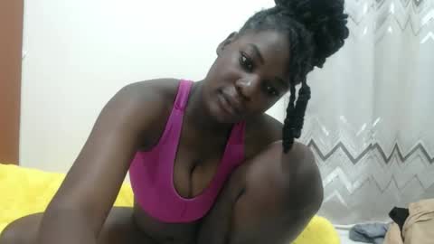 Snapshot of bigboobys123 chatting on September 10, 12:05 pm bigboobys123 online show from September 10, 12:05 pm