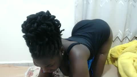 Snapshot of bigboobys123 chatting on September 14, 5:23 pm bigboobys123 online show from September 14, 5:23 pm