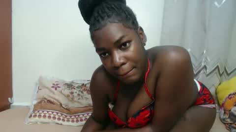 Snapshot of bigboobys123 chatting on September 26, 9:24 am bigboobys123 online show from September 26, 9:24 am