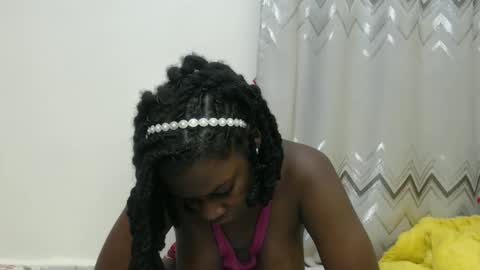 Snapshot of bigboobys123 chatting on October 16, 7:59 pm bigboobys123 online show from October 16, 7:59 pm