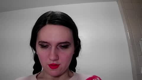 Isabella online show from January 2, 6:07 am