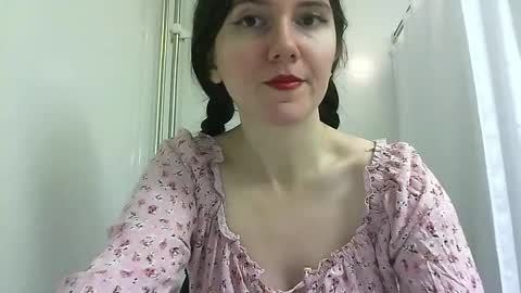 Isabella online show from October 14, 6:36 am
