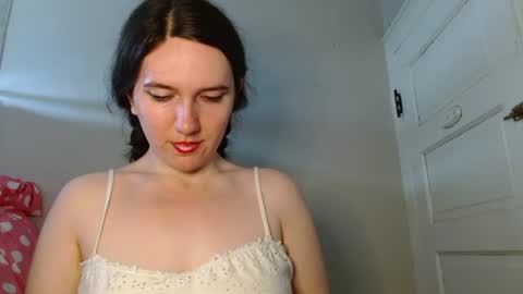 Isabella online show from June 28, 2:56 pm