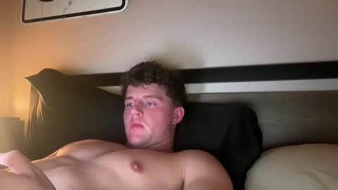 Snapshot of bigbootyburger1 chatting on February 12, 1:55 am bigbootyburger1 online show from February 12, 1:55 am