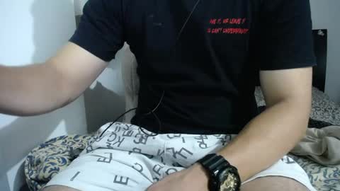 Snapshot of bigbosscol chatting on April 3, 5:16 am bigbosscol online show from April 3, 5:16 am