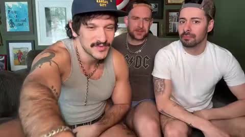 Snapshot of bigbro42069 chatting on February 23, 4:02 pm BigBro online show from February 23, 4:02 pm