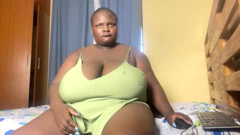 Snapshot of bigchocotities chatting on March 3, 3:31 pm bigchocotities online show from March 3, 3:31 pm