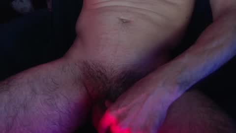 Snapshot of bigclinttorrez chatting on February 1, 6:54 am bigclinttorrez online show from February 1, 6:54 am