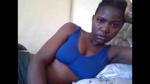bigclit030 online show from June 3, 7:00 am