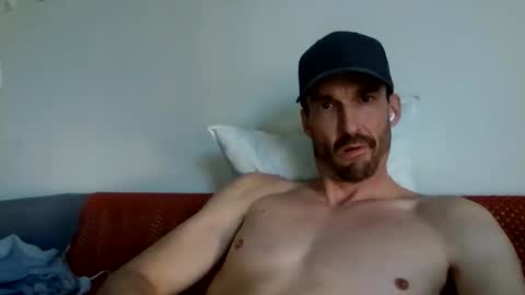 bigcock1112224 online show from May 10, 1:33 am
