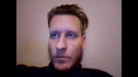 Snapshot of bigcock4009 chatting on January 15, 7:26 am bigcock4009 online show from January 15, 7:26 am