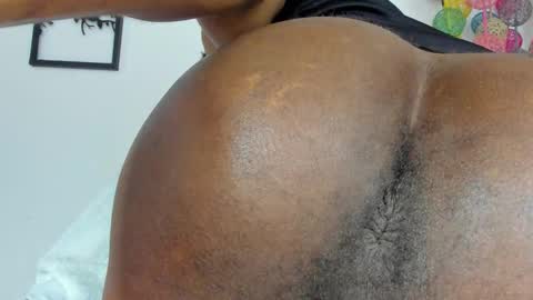 sexy muscle online show from October 24, 2:41 am