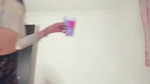 bigcock_luci online show from January 13, 8:05 am