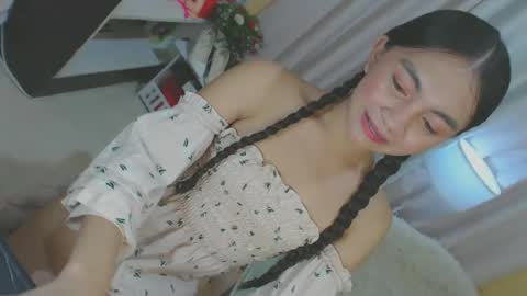 Snapshot of bigcock_yeng chatting on December 11, 10:49 pm Yeng online show from December 11, 10:49 pm