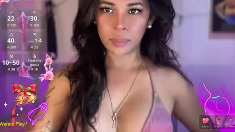 Snapshot of bigcockamanda23 chatting on December 13, 6:42 am queen amanda online show from December 13, 6:42 am