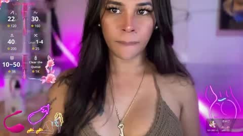 Snapshot of bigcockamanda23 chatting on January 26, 6:58 pm queen amanda online show from January 26, 6:58 pm