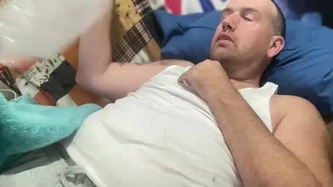 bigcocksuckingslut online show from November 4, 1:27 am