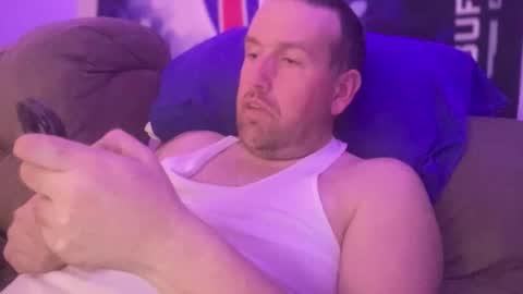bigcocksuckingslut online show from April 7, 1:06 am