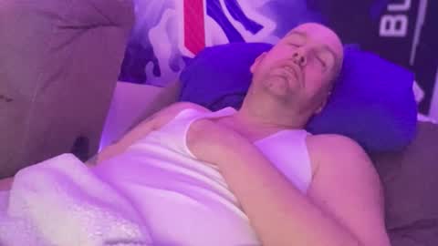 bigcocksuckingslut online show from April 14, 1:00 am