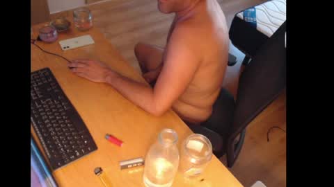 bigcok35spain online show from July 28, 6:20 pm