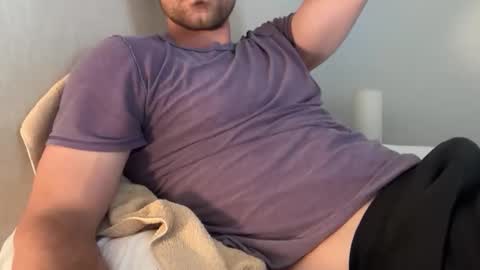 Snapshot of bigcollegecock69690 chatting on April 22, 10:22 pm bigcollegecock69690 online show from April 22, 10:22 pm