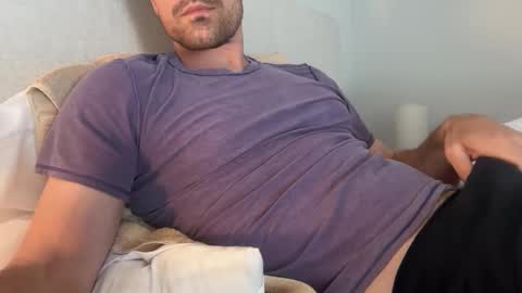 Snapshot of bigcollegecock69690 chatting on April 29, 5:52 pm bigcollegecock69690 online show from April 29, 5:52 pm