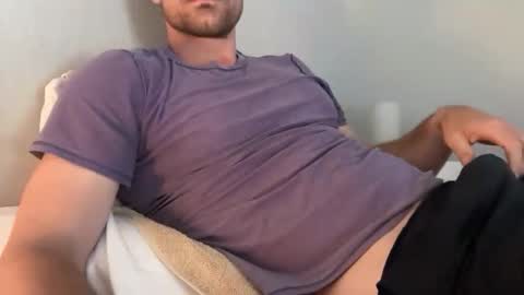 Snapshot of bigcollegecock69690 chatting on May 1, 8:46 pm bigcollegecock69690 online show from May 1, 8:46 pm