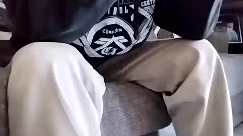 Snapshot of bigdaddie2muchh909 chatting on February 23, 8:22 pm Cloudy909 online show from February 23, 8:22 pm