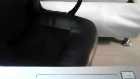 Snapshot of bigdaddy0023 chatting on April 14, 6:03 pm Big Daddy online show from April 14, 6:03 pm