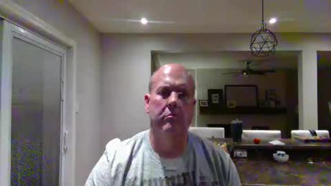 Snapshot of bigdave10005 chatting on October 4, 3:37 am bigdave10005 online show from October 4, 3:37 am
