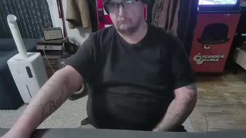 Darryl online show from March 15, 10:49 pm