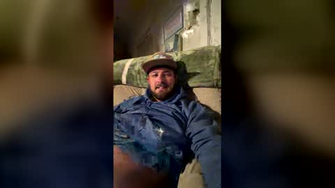 bigdickdaddy_69_101 online show from March 17, 8:17 am