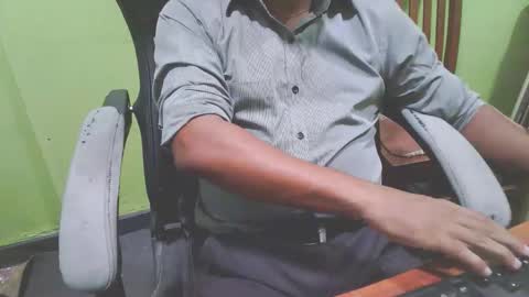 Snapshot of bigdickguyaux chatting on February 25, 5:00 pm bigdickguyaux online show from February 25, 5:00 pm