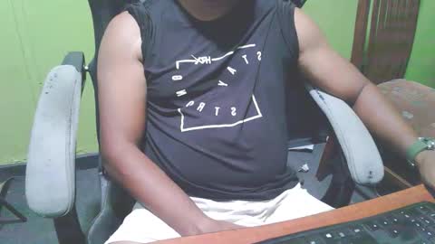 Snapshot of bigdickguyaux chatting on March 17, 7:06 pm bigdickguyaux online show from March 17, 7:06 pm